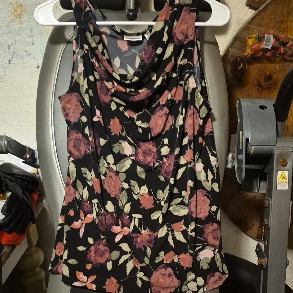 Croft & Barrow Floral Sleeveless Blouse - Black and Purple